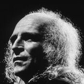 Ferre - List pictures