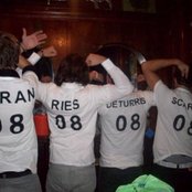 Push Play - List pictures