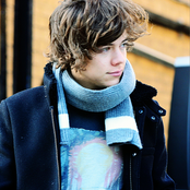 Harry Styles - List pictures
