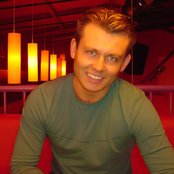 Sasha Dith - List pictures