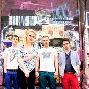 Flamboyant Bella - List pictures