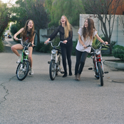 Haim - List pictures