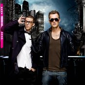 Nik & Jay - List pictures