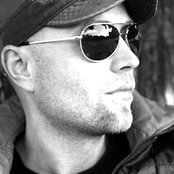 H.o.s.h. - List pictures