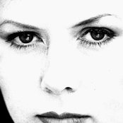 Kirsty Maccoll - List pictures