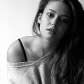 Meg Myers - List pictures