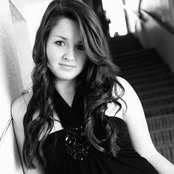 Annabel Fay - List pictures