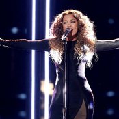 India Carney - List pictures