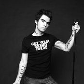 Kelly Jones - List pictures