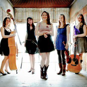 Della Mae - List pictures