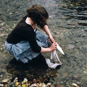 Anna Aaron - List pictures