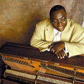 Cyrus Chestnut - List pictures