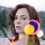 Lenka - List pictures