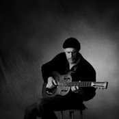 Harry Manx - List pictures