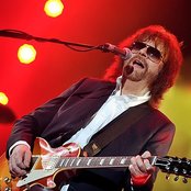 Jeff Lynne - List pictures