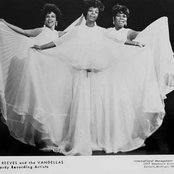 Martha And The Vandellas - List pictures