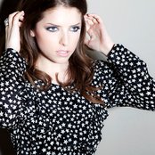 Anna Kendrick - List pictures