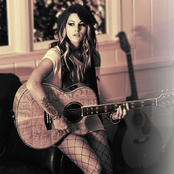 Cassadee Pope - List pictures