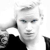 Alex Alexander - List pictures