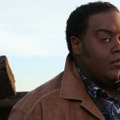 Darwin Hobbs - List pictures