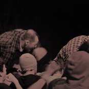 Ricochet - List pictures