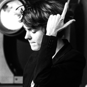 Madeon - List pictures