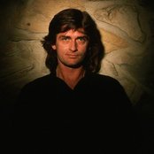 Oldfield Mike - List pictures