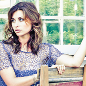 Aly Michalka - List pictures