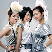 S.h.e. - List pictures