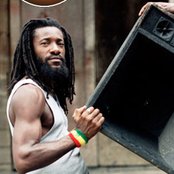 Junior Kelly - List pictures