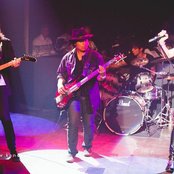 Dextress - List pictures