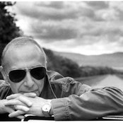 Graham Parker - List pictures