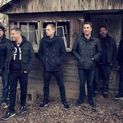 Boy Sets Fire - List pictures