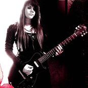 Allison Iraheta - List pictures