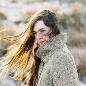 Julianna Barwick - List pictures