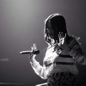 Rozzi Crane - List pictures