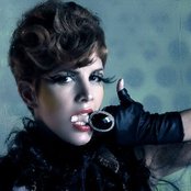 Gia Love - List pictures