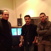 Less - List pictures