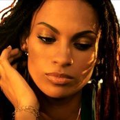 Goapele - List pictures