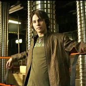 Dean Geyer - List pictures