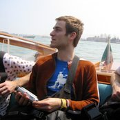 Owen - List pictures