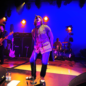 Beady Eye - List pictures