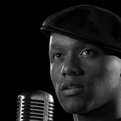 Javier - List pictures