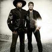 Montgomery Gentry - List pictures