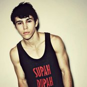Max Schneider - List pictures
