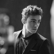 Nathan Sykes - List pictures