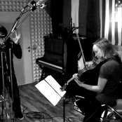 Angizia - List pictures