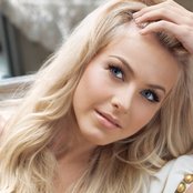 Julianne Hough - List pictures