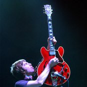 Noel Gallagher - List pictures