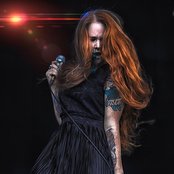 Layla Zoe - List pictures